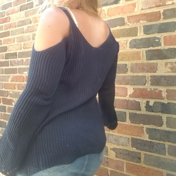 RELISTED Love navy cold shoulder ribbed sweater - Picture 4 of 4